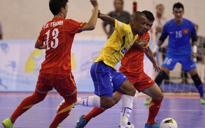 Nóng: Futsal Việt Nam hạ ĐKVĐ thế giới Brazil